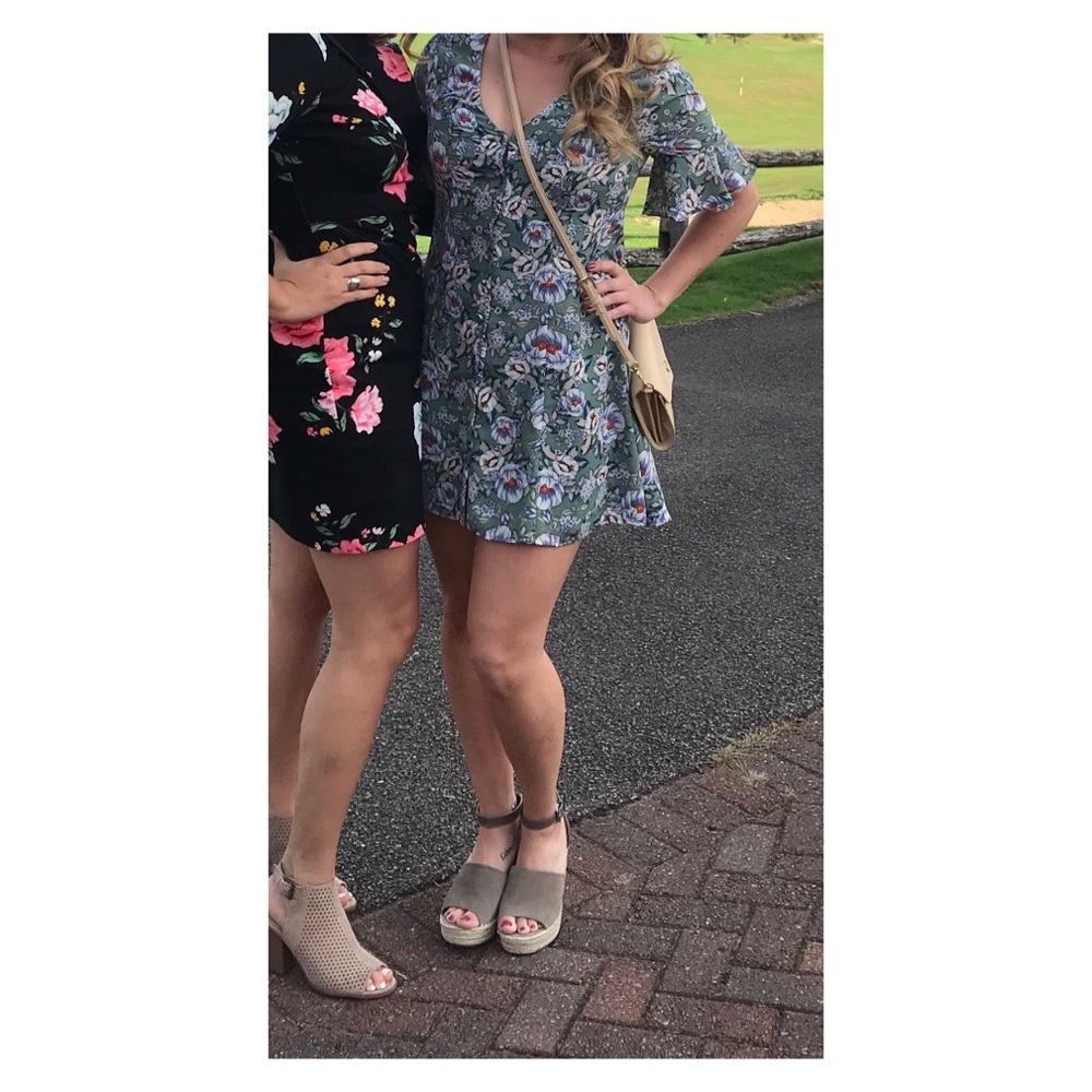 SOLD - Picture 3 of 4